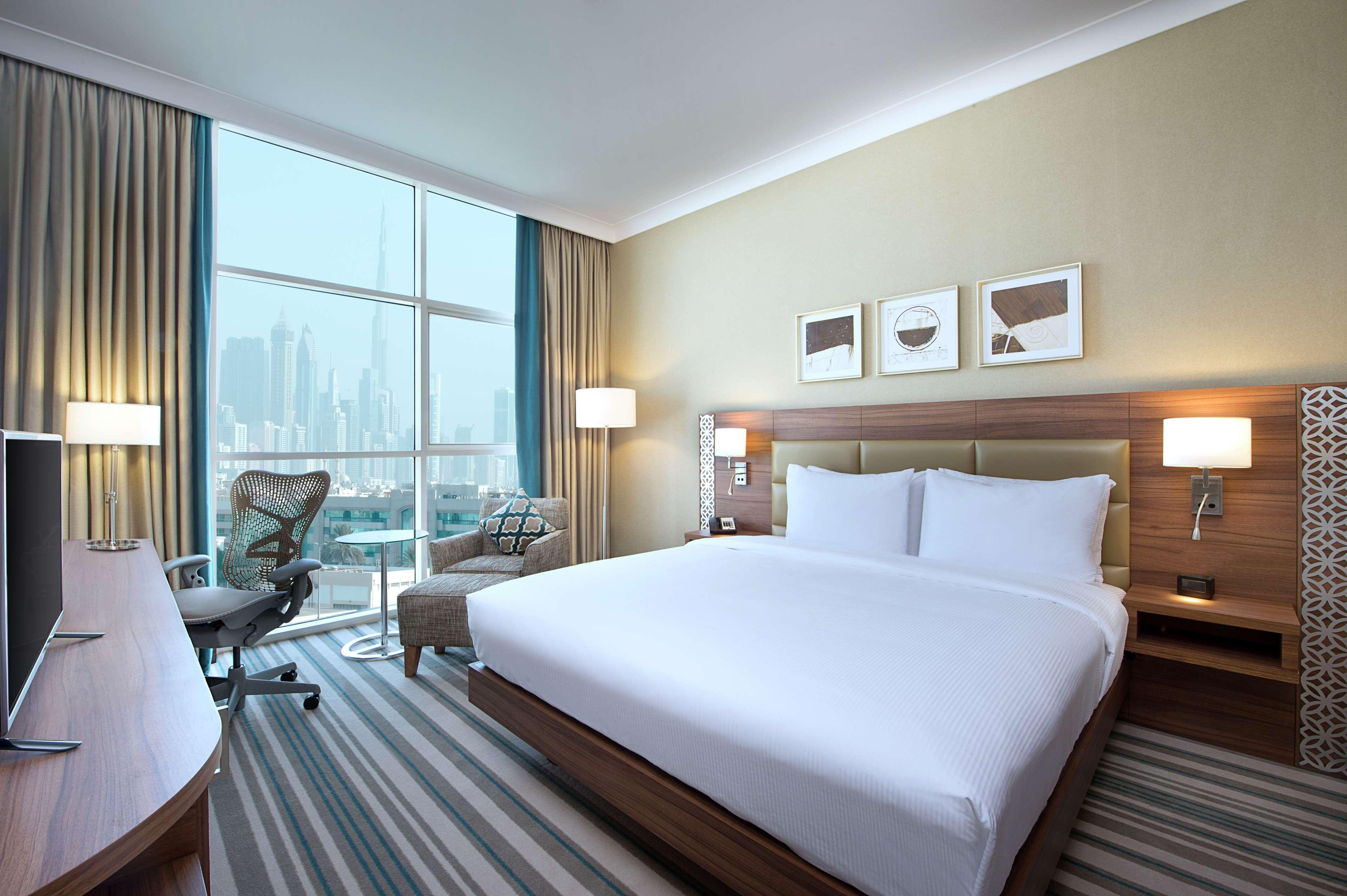 Hilton Garden Inn Dubai Jumeirah Exterior photo