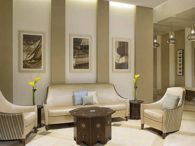 Hilton Garden Inn Dubai Jumeirah Exterior photo