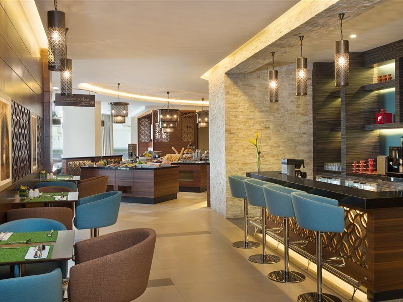 Hilton Garden Inn Dubai Jumeirah Exterior photo