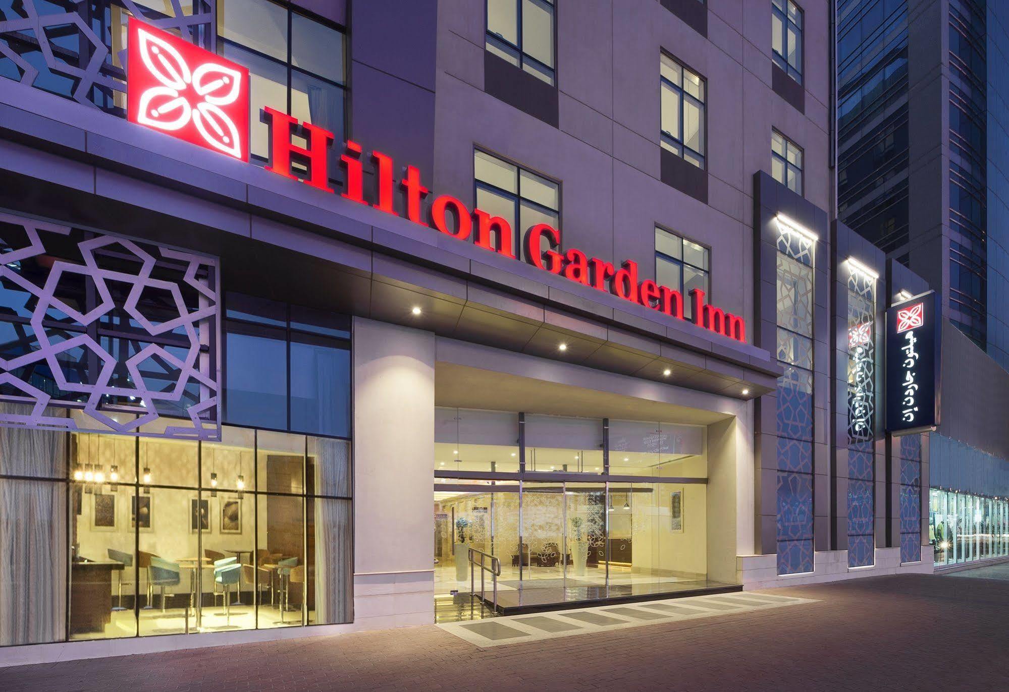 Hilton Garden Inn Dubai Jumeirah Exterior photo