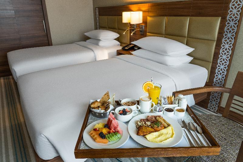 Hilton Garden Inn Dubai Jumeirah Exterior photo